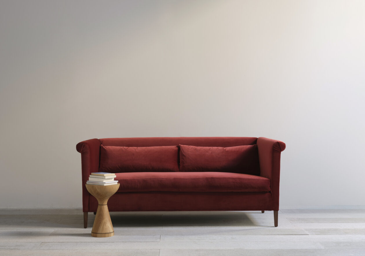 View the Noelle sofa Relaxed elegance by PINCH — Pinch Design